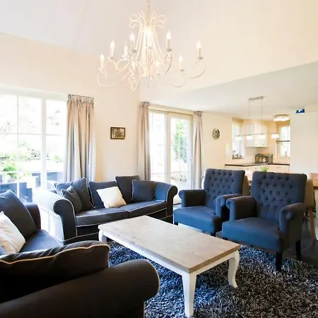 Sleeps 8 Pool Wifi T644079 * ביקברחן